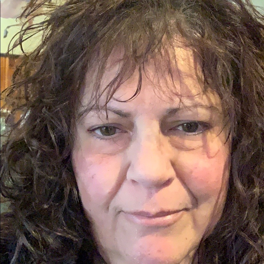 Meet your Posher, Gina
